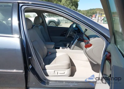 2007 Acura Rl 3.5 z USA, uszkodzony, nr VIN JH4KB16557C003303